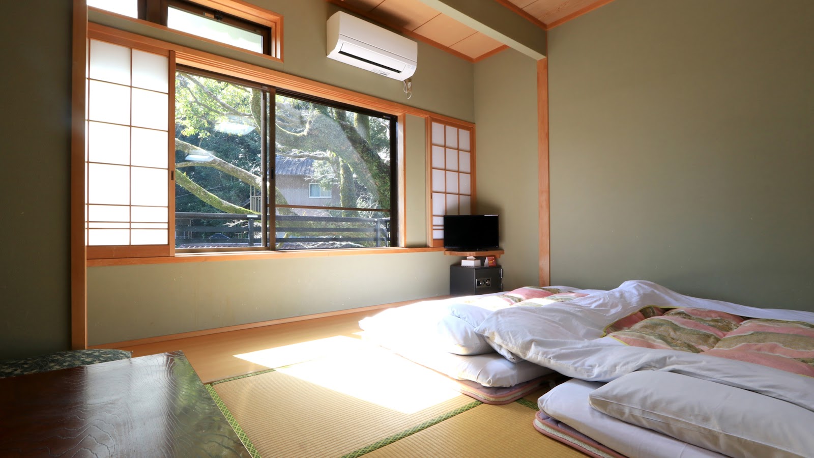 よしのや旅館